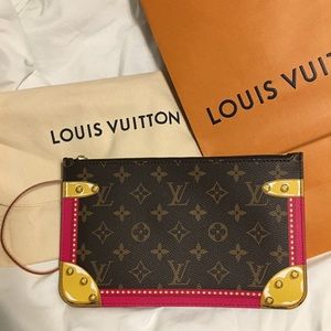 LOUIS VUITTON Monogram Summer Trunk Pochette